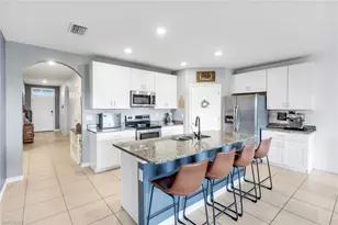 4180 68th Ave NE, Naples, FL 34120 - Photo 2