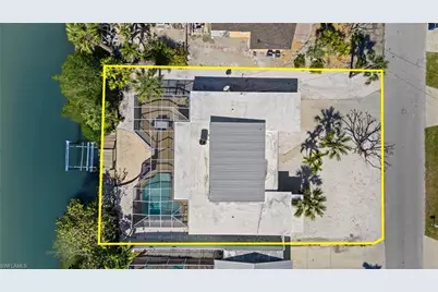 411 Connecticut St, Fort Myers Beach, FL 33931 - Photo 2