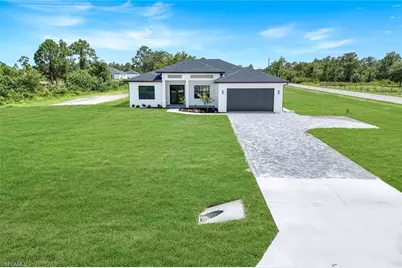 7681 15th, Labelle, FL 33935 - Photo 2