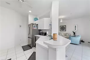 800 Carrick Bend Cir, Naples, FL 34110 - Photo 18