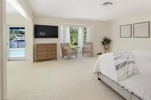 1060 Galleon Dr, Naples, FL 34102 - Photo 12