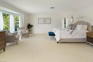 1060 Galleon Dr, Naples, FL 34102 - Photo 18