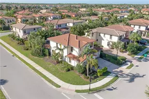 1224 Manado Dr S, Naples, FL 34113 - Photo 28