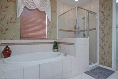 1224 Manado Dr S, Naples, FL 34113 - Photo 12