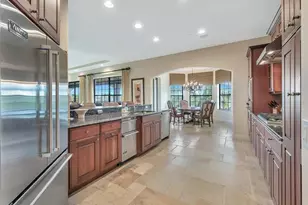 2543 Marquesa Royale Ln, Naples, FL 34109 - Photo 20