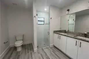 609 NW 37th Ave, Cape Coral, FL 33993 - Photo 8