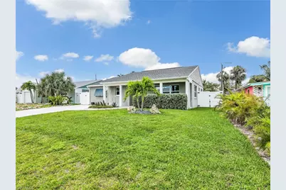 195 Hibiscus Dr, Fort Myers Beach, FL 33931 - Photo 32