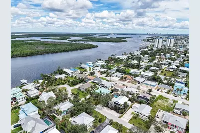 195 Hibiscus Dr, Fort Myers Beach, FL 33931 - Photo 50