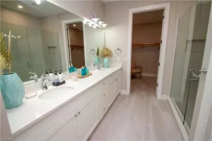 251 Indies Dr E, Naples, FL 34114 - Photo 34
