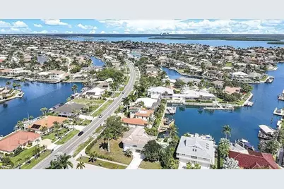 1800 Woodbine Ct, Marco Island, FL 34145 - Photo 44