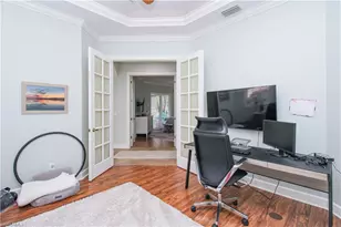 372 Mallory Ct, Naples, FL 34110 - Photo 22