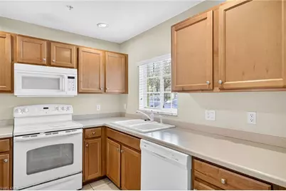 12010 Rock Brook Run #1706, Fort Myers, FL 33913 - Photo 6