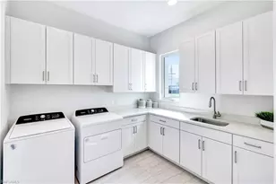 8912 Nevis Wy, Naples, FL 34112 - Photo 24