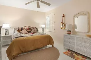 269 Vintage Bay Dr, Marco Island, FL 34145 - Photo 16