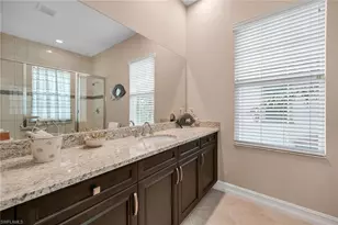 7813 Hawthorne Dr, Naples, FL 34113 - Photo 24