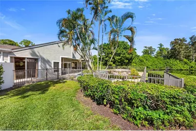 415 Edgemere Way N #2, Naples, FL 34105 - Photo 18