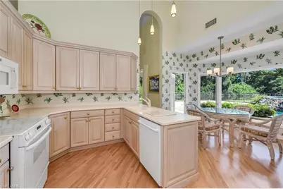 415 Edgemere Way N #2, Naples, FL 34105 - Photo 10