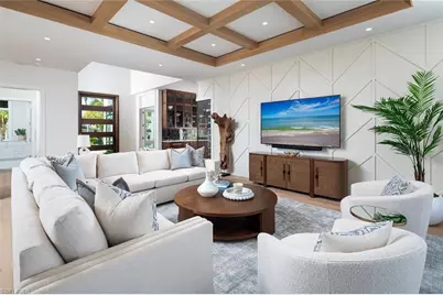 625 21st Ave S, Naples, FL 34102 - Photo 6