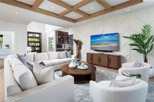 625 21st Ave S, Naples, FL 34102 - Photo 6