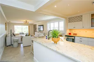 360 Horse Creek Dr, Naples, FL 34110 - Photo 36