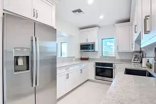 3430 Gulf Shore Blvd N, Naples, FL 34103 - Photo 8