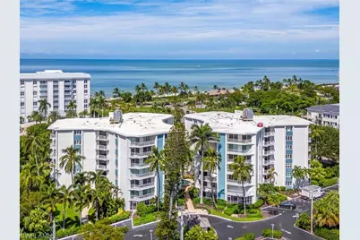 1300 Gulf Shore Blvd N #505, Naples, FL 34102 - Photo 1