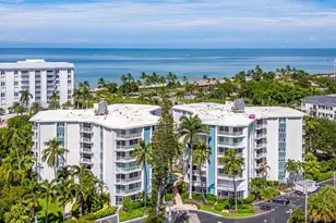 1300 Gulf Shore Blvd N, Naples, FL 34102 - Photo 1