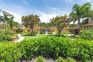 211 8th Ave S, Naples, FL 34102 - Photo 8