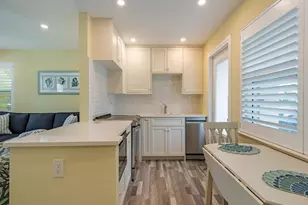 211 8th Ave S, Naples, FL 34102 - Photo 4