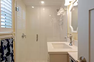 211 8th Ave S, Naples, FL 34102 - Photo 6