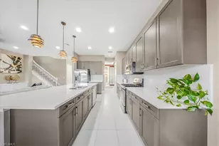 4036 Nova Ln, Naples, FL 34119 - Photo 10