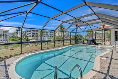 1823 Hurricane Harbor Ln, Naples, FL 34102 - Photo 26