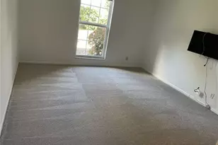 221 Cypress Way E, Naples, FL 34110 - Photo 10