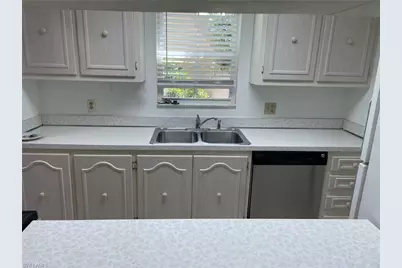 221 Cypress Way E #103, Naples, FL 34110 - Photo 8