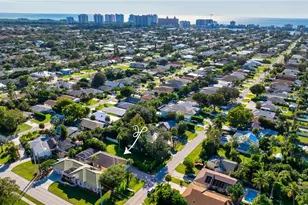 794 97th Ave N, Naples, FL 34108 - Photo 2