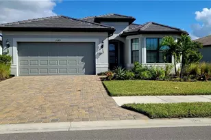 2045 Yellowfin Cir W, Naples, FL 34114 - Photo 2