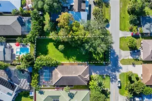 790 97th Ave N, Naples, FL 34108 - Photo 1