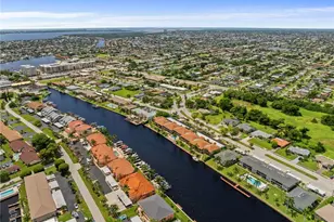 4515 Country Club Blvd, Cape Coral, FL 33904 - Photo 44