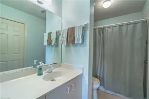 725 Saratoga Cir, Naples, FL 34104 - Photo 18