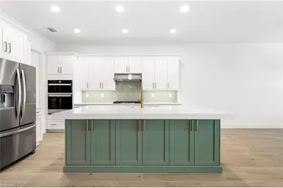 9033 Wisteria Way, Naples, FL 34114 - Photo 6