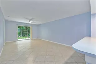 134 Cypress Way E, Naples, FL 34110 - Photo 2