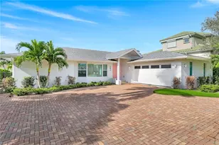 151 Bayview Ave, Naples, FL 34108 - Photo 38