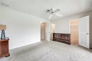 25490 Cockleshell Dr, Bonita Springs, FL 34135 - Photo 16