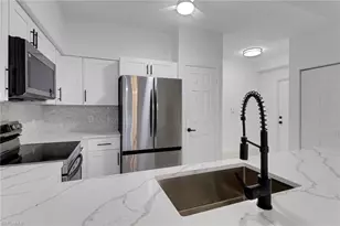 20170 Estero Gardens Cir, Estero, FL 33928 - Photo 8