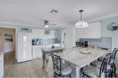 691 Palm Dr, Goodland, FL 34140 - Photo 10