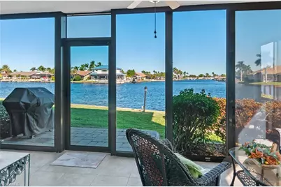 1929 SE 40th Ter #2, Cape Coral, FL 33904 - Photo 4