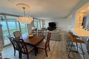 15 Bluebill Ave, Naples, FL 34108 - Photo 2
