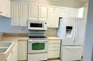 14751 Hole in 1 Cir, Fort Myers, FL 33919 - Photo 6