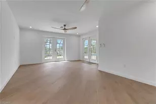 2105 Sheepshead Dr, Naples, FL 34102 - Photo 16