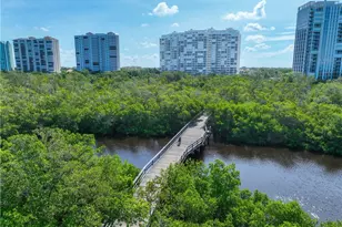 7117 Pelican Bay Blvd, Naples, FL 34108 - Photo 20